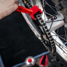 W612 - K2 Chain cleaning brush - Βούρτσα καθαρισμού αλυσίδας